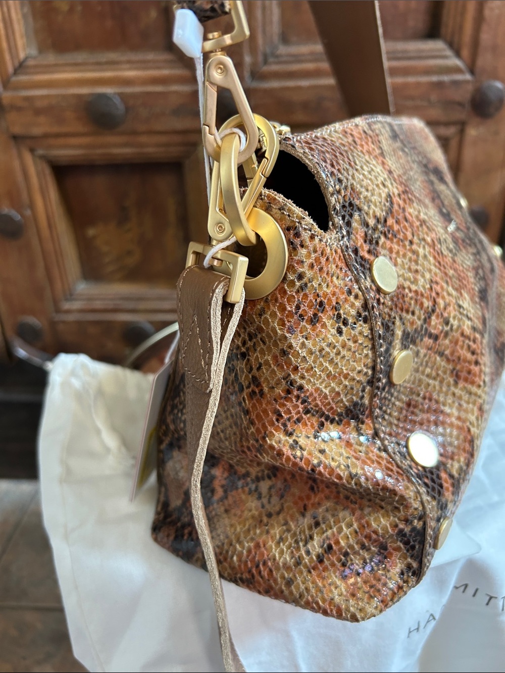 Hammitt Bryant Medium Shoulder Bag in Centerpiece Snake leather, NWT - Picture 5 of 12